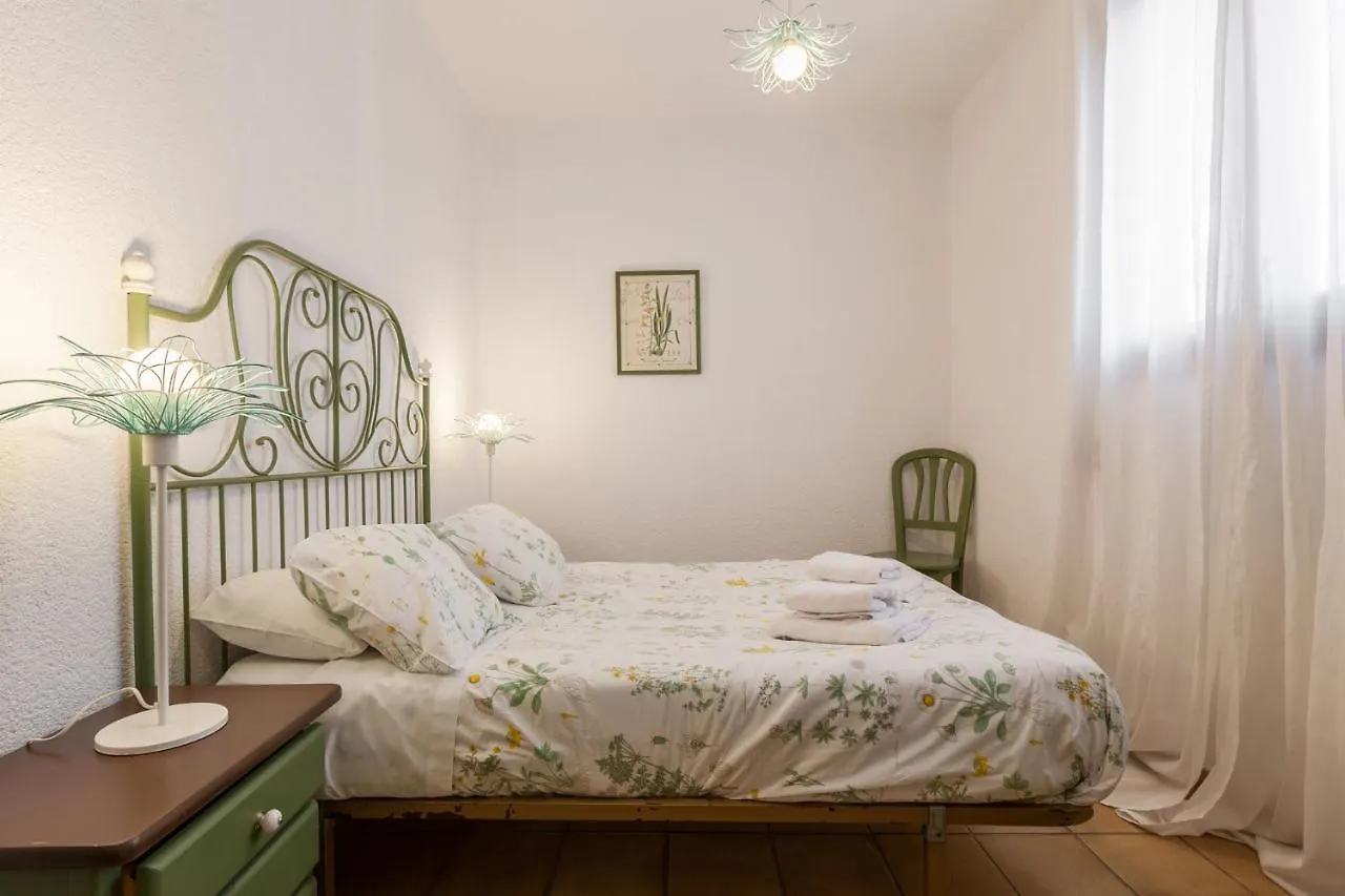 Masia Can Trabal Olerdola Holiday home